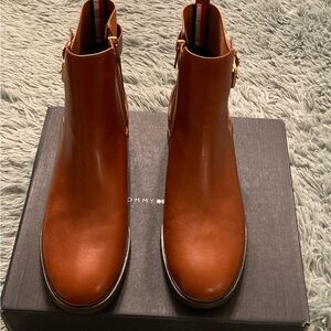 Tommy Hilfiger Tan Ankle Booties